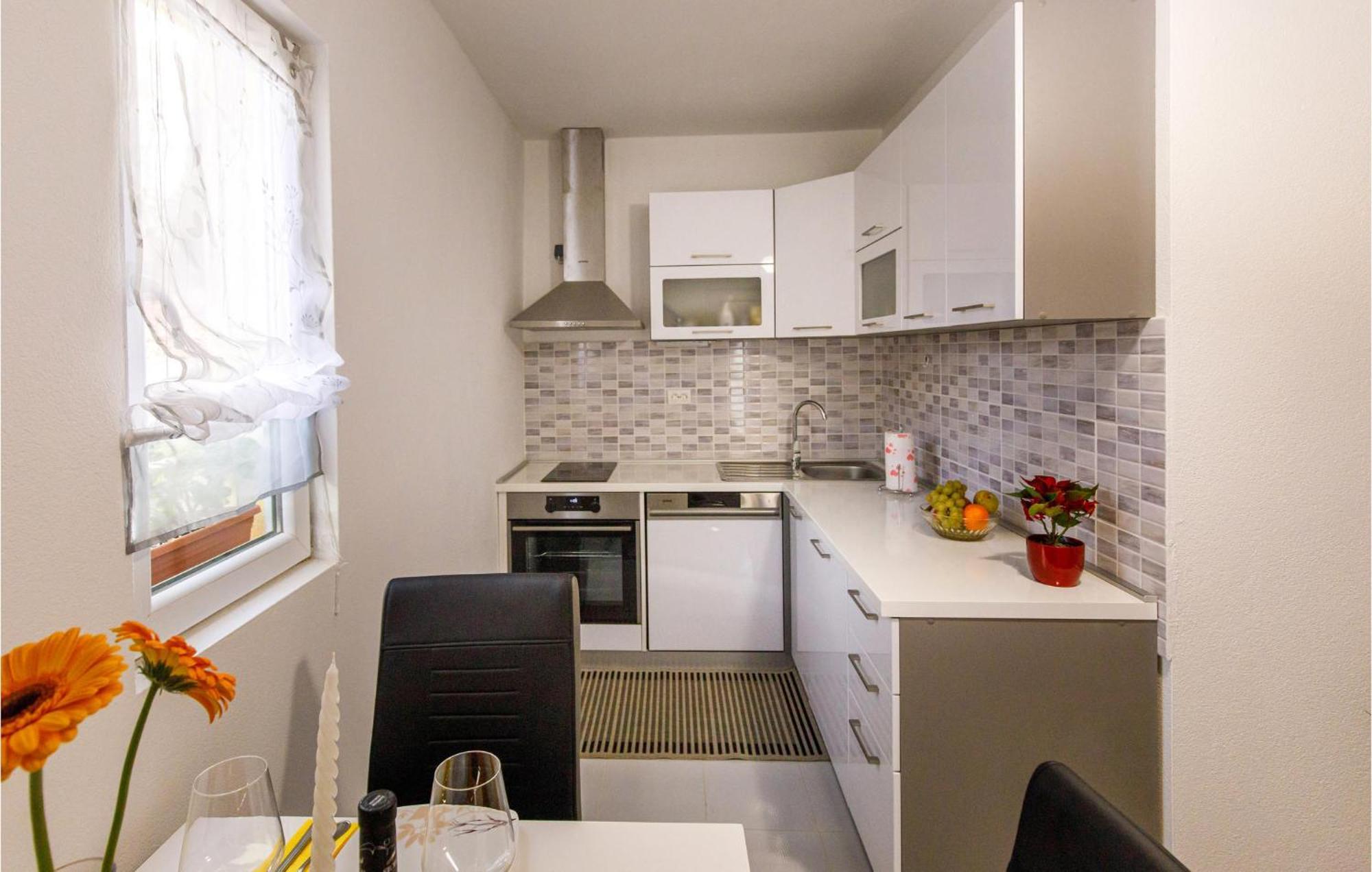 Gorgeous Home In Knin With Kitchen Kovacic Eksteriør billede